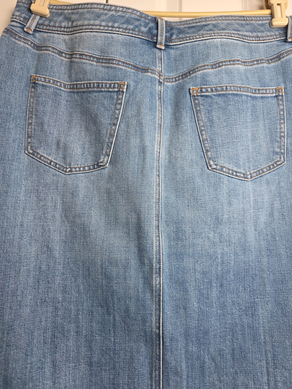 Talbots Classic Blue Denim Pencil Skirt with Front Slit – Size 16 - Picture 9 of 15